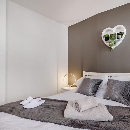 Modern Apartment In Central Lincoln Exteriér fotografie